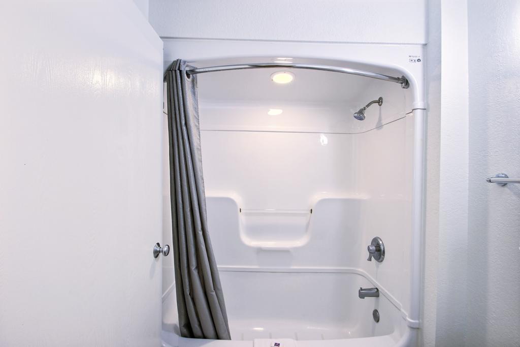 Motel 6 Milwaukee West - Brookfield Quarto foto